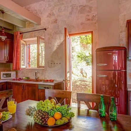 Βίλα Sleeps 4 Pool Air Con Wifi *