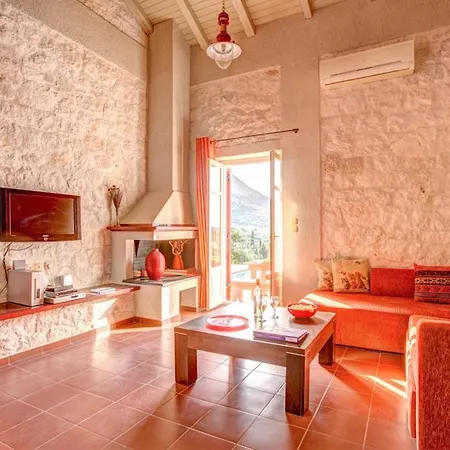 Βίλα Sleeps 4 Pool Air Con Wifi Περαχώρι